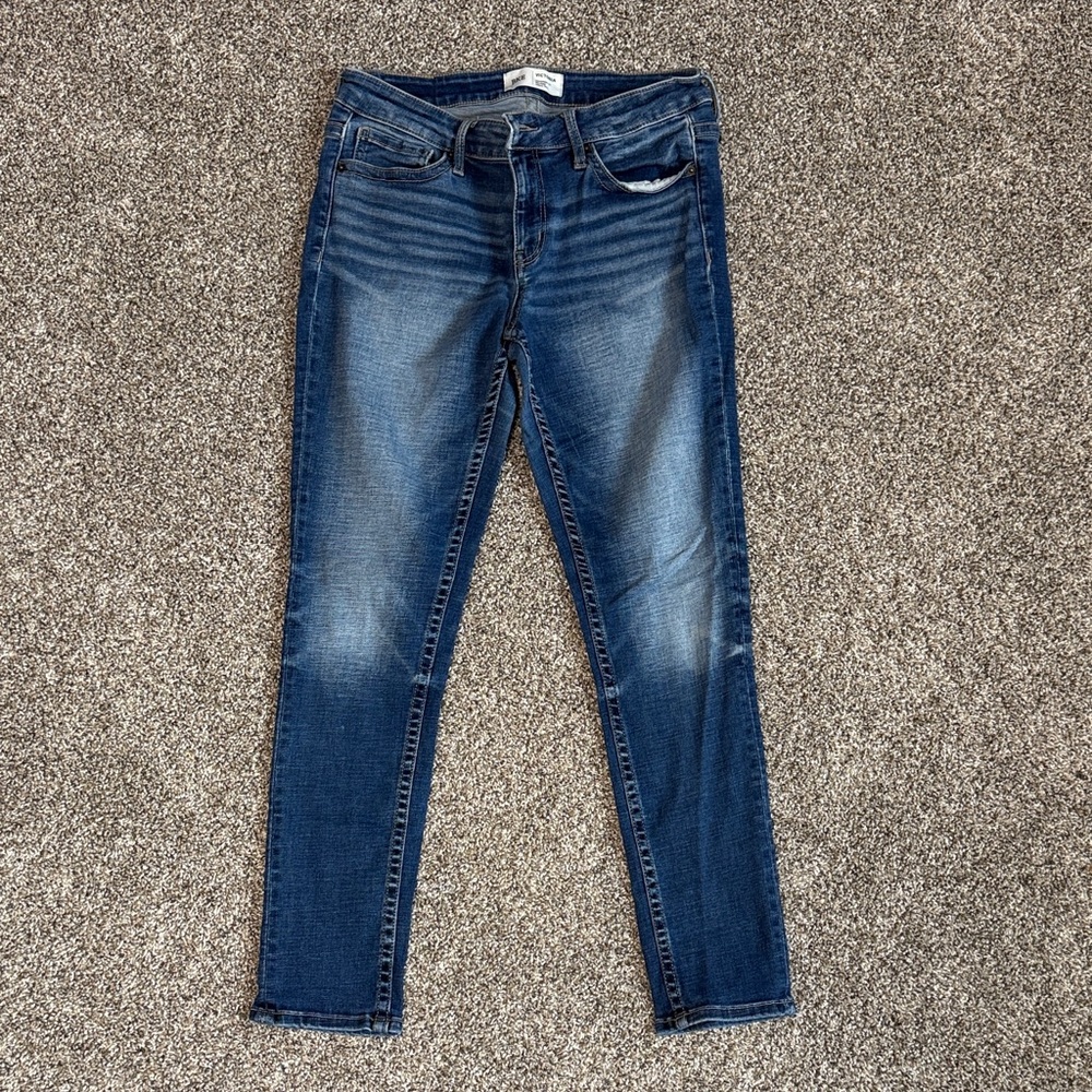 BKE Women’s Victoria Mid Ride Ankle Jeans